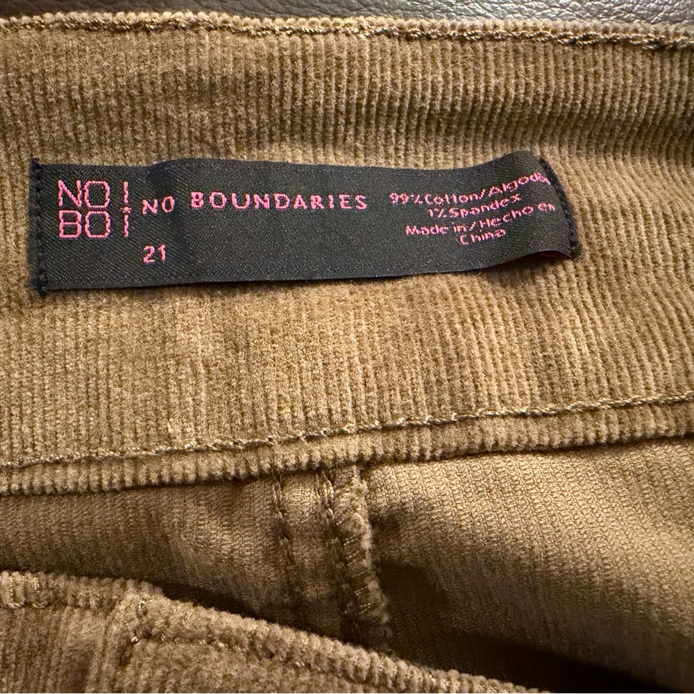 No Boundaries Brown Flare High-Rise Pants - Picture 10 of 12